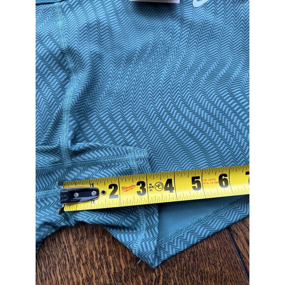 $35 NEW Nike Pro Women's 3" Printed Mid-Rise Training Shorts Green FN3344-361 XL - Picture 5 of 7